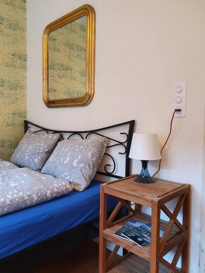 Homestay Bastis City Center *